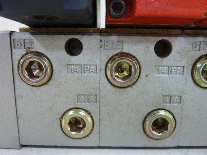 Used SMC Control Block w/ Valves VS7-6-FG-S-3 #60106