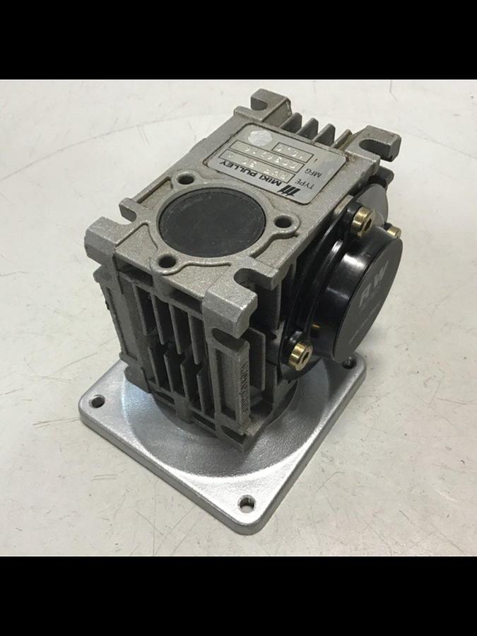 Used MIKI PULLEY Gear Reducer RWF-030 USED