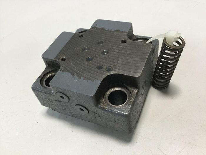 Used VICKERS Valve CVCS25D1S210S19 #110536