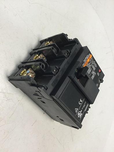 Used FUJI ELECTRIC 5 Amp Circuit Breaker EA53C-5 #127426