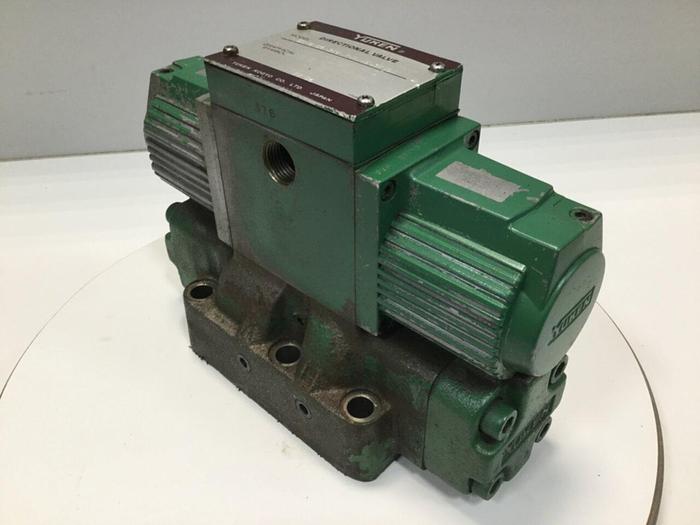 Used YUKEN Directional Valve DSHG-06-3C5-E-R115-35101 #102968
