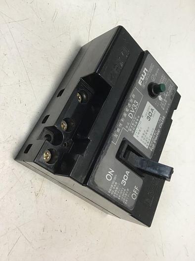 Used FUJI ELECTRIC 30 Amp Circuit Breaker DV33-30 #119819