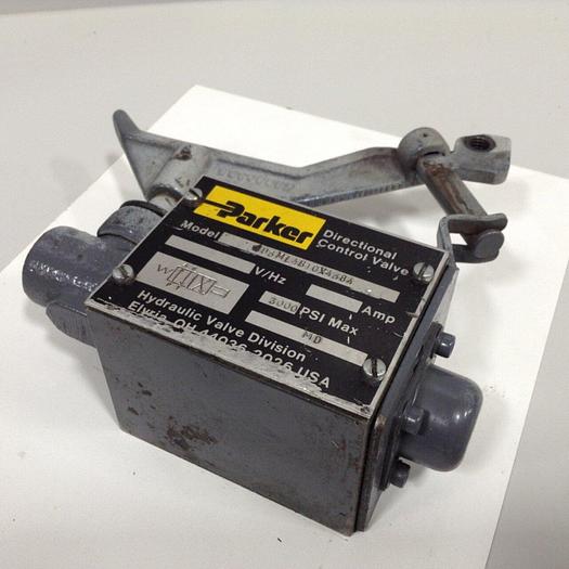 Used PARKER Directional Control Valve D3ML4B10X4384 #89844