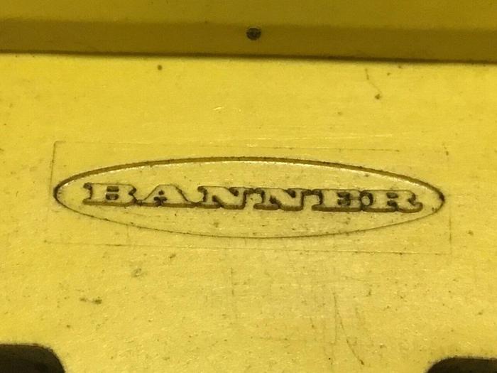 Used BANNER ENGINEERING Photoelectric Sensor Q45BB6DXQ5 #128512