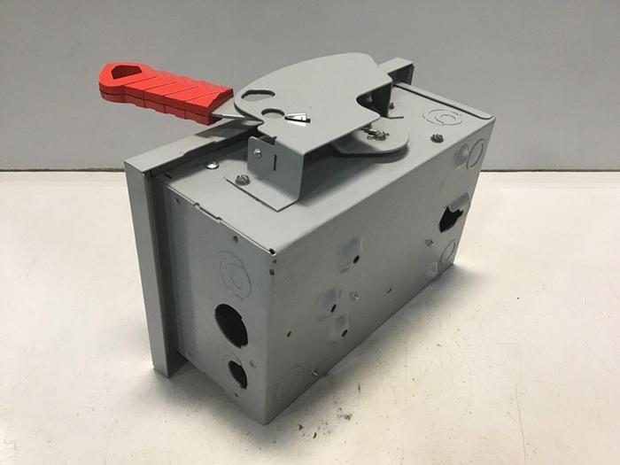 Used SIEMENS 30 Amp Safety Disconnect Switch HNF361 VBII #137852