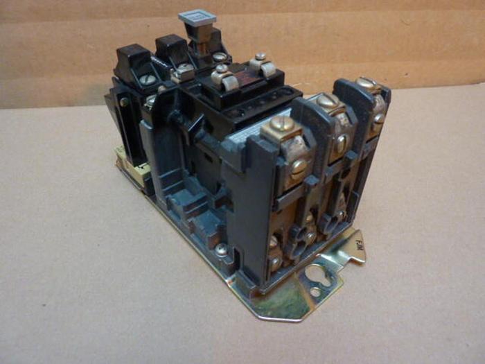 Used ALLEN BRADLEY Starter 509-AOD SER B W30 #8787
