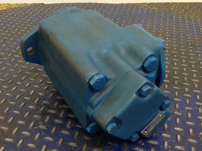 Used AUTOMATION TECHNIQUES Vane Pump 3520V35E111BB22R Used