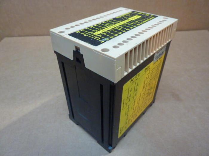 Used JOKAB SAFETY Safety Relay JSB RT11 #31756