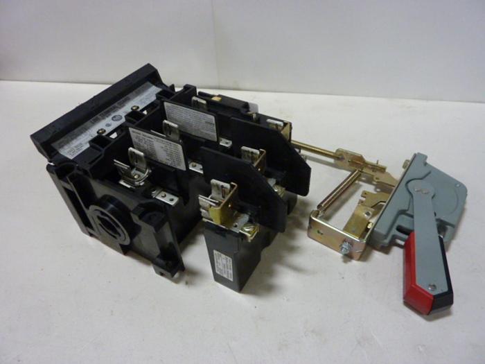 Used ALLEN BRADLEY 30 Amp Disconnect Switch 1494V-DS30 SER A #57395