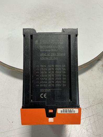 Used SAFEMASTER B05988