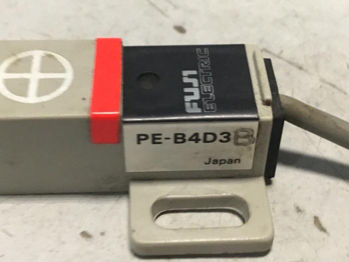 Used FUJI ELECTRIC Proximity Switch PE-B4D3 #128359