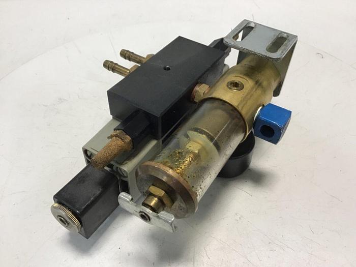 Used BOSCH Pneumatic Valve and Regulator 0 820 014 013 #118809