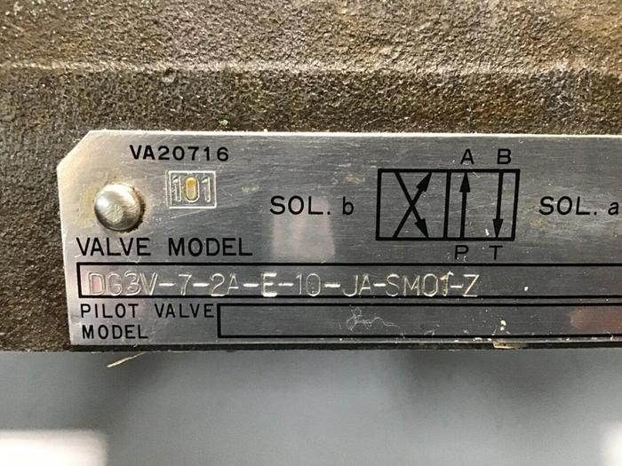 Used VICKERS Valve DG3V72AE10JASM01Z Used #111784