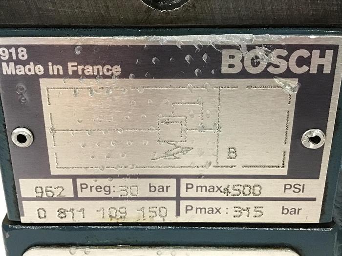 Used BOSCH Valve 0 811 104 111 Used #144812