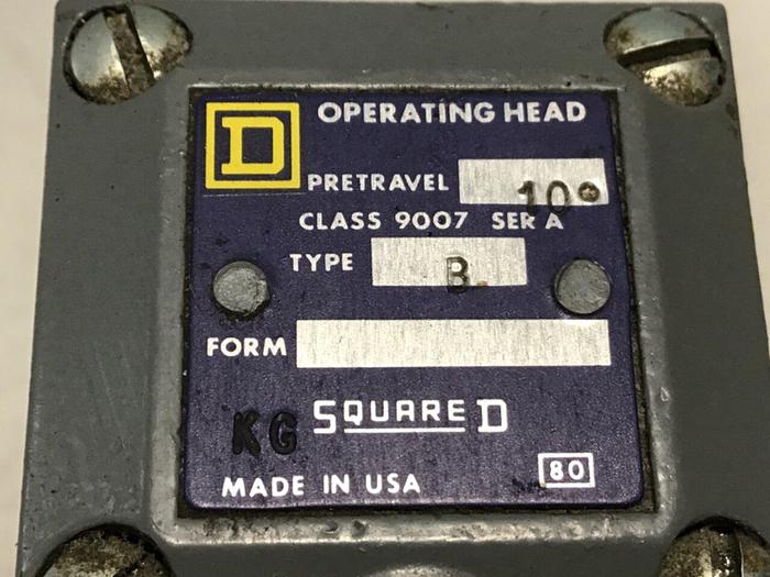 Used SQUARE D Limit Switch 9007-C54B #121689