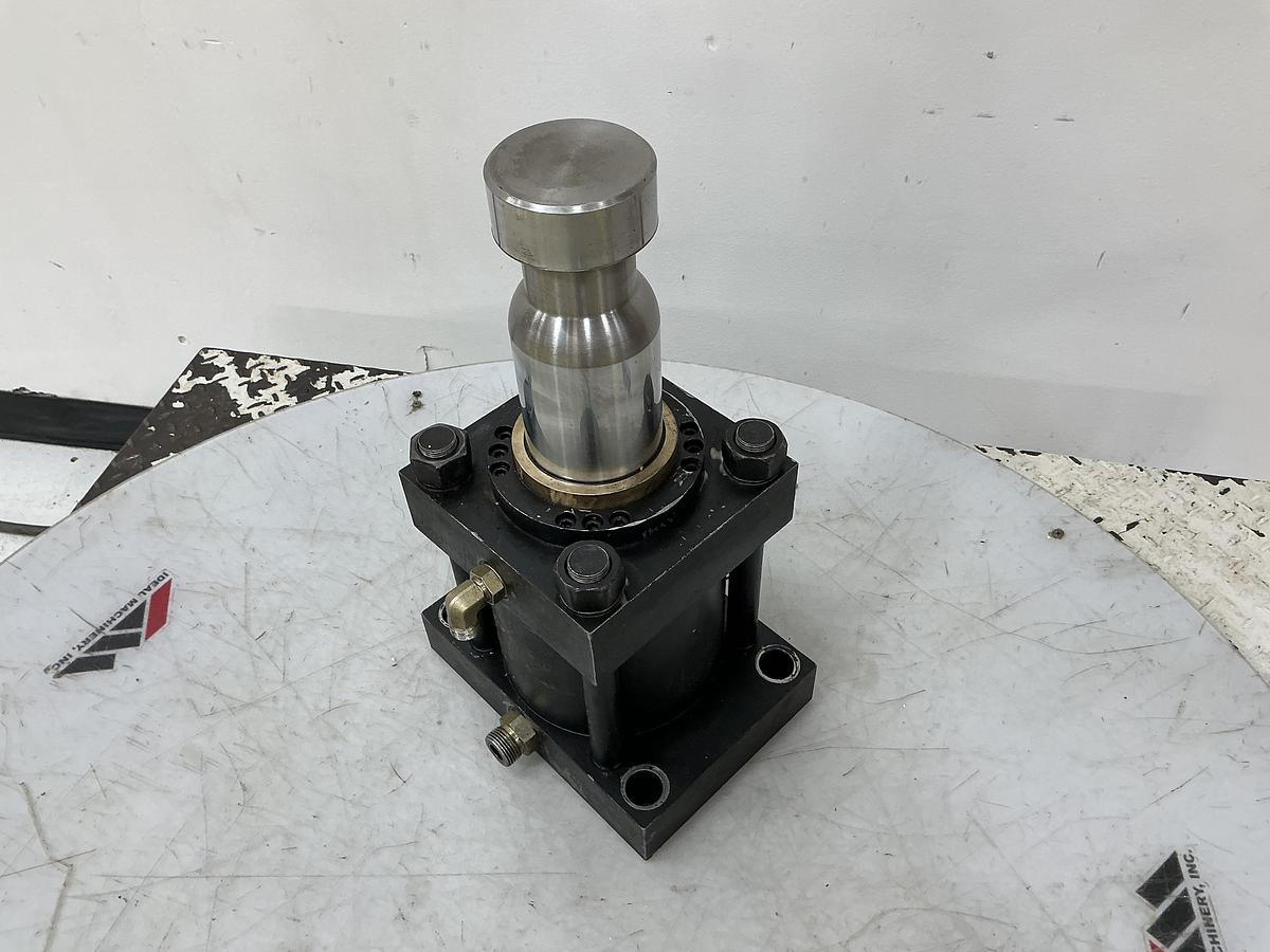 Used MILACRON MM880116