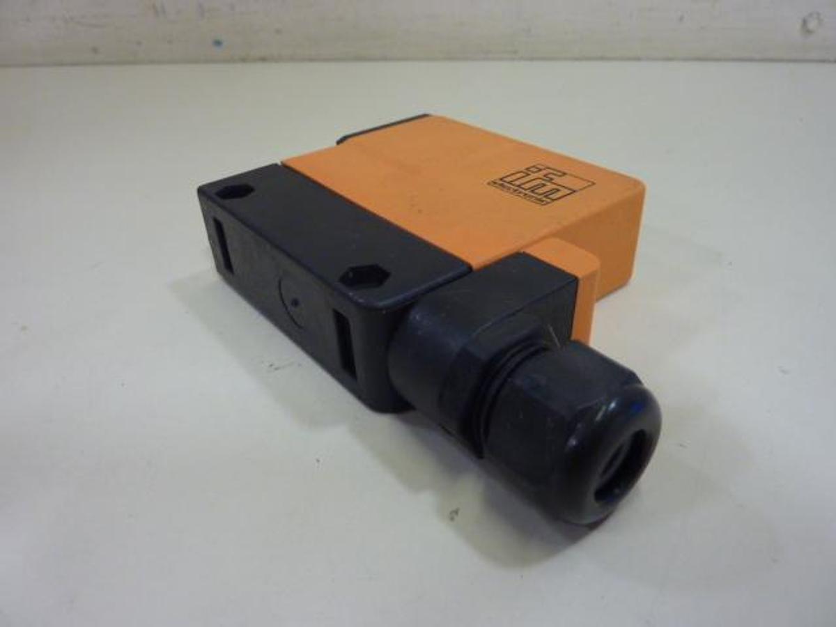 Used IFM Photoelectric Sensor OS5031/OSP-FPKG USED