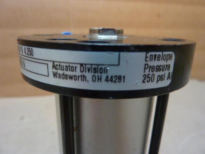 Used PARKER Cylinder 01.50 NLP9 4.250 Used