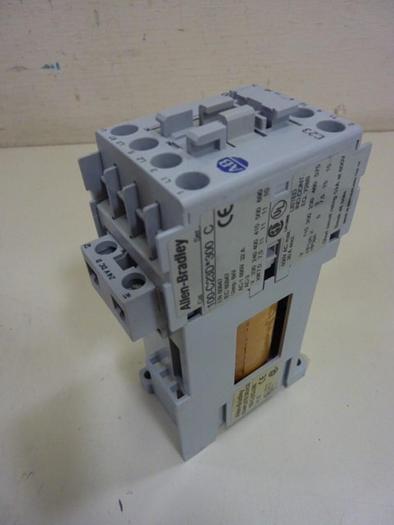Used ALLEN BRADLEY Contactor 100-C23D.300 SER C #63630
