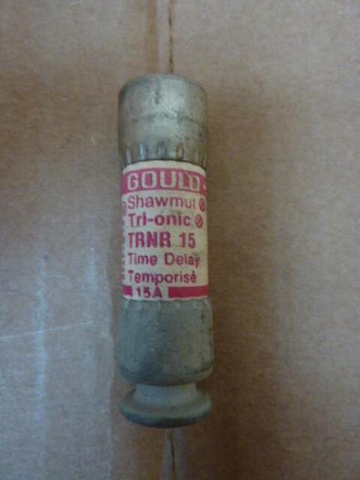 Used GOULD / SHAWMUT 15 Amp Fuse TRNR15 #26727