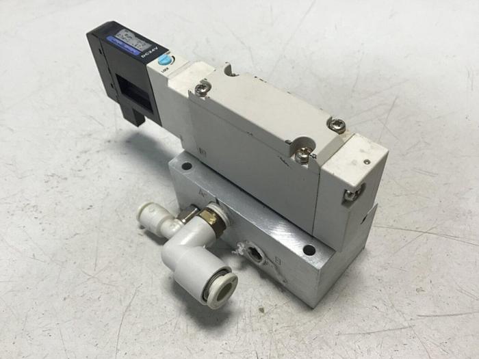 Used KOGANEI Solenoid Valve F15T0G-PL3 #120866