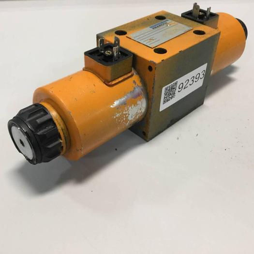 Used MANNESMANN REXROTH Valve 4WE10E6732CG24N9Z4T08 Used