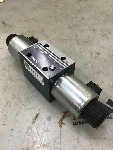 Used BOSCH Valve 0 810 001 731 #141450