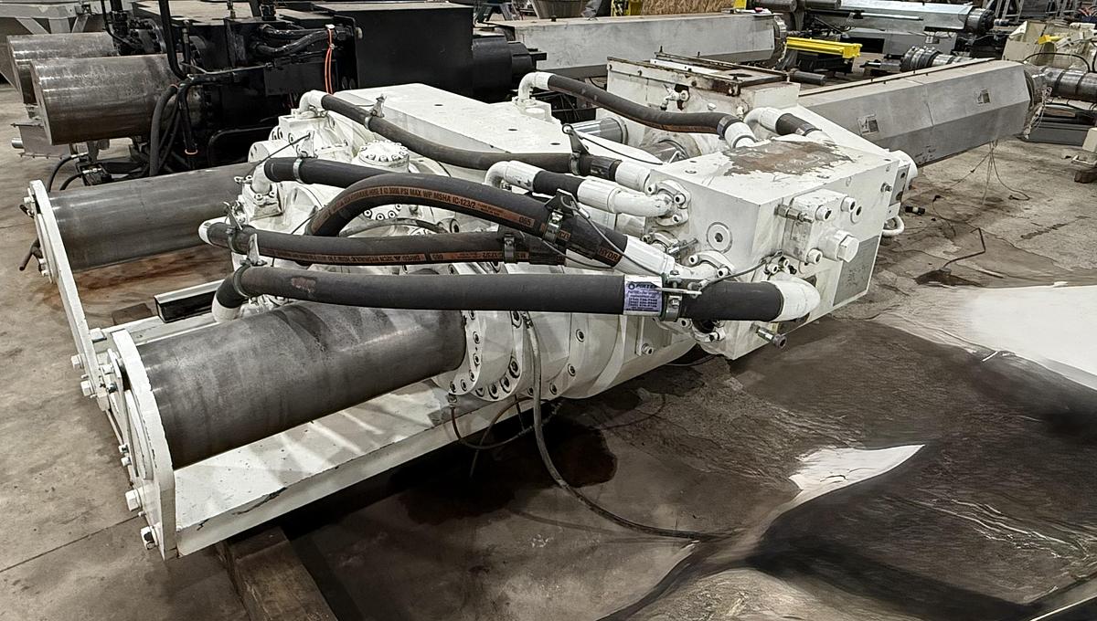 Used HPM 400 oz injection unit