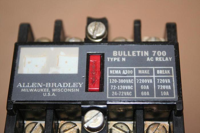 Used ALLEN BRADLEY AC Relay 700-N800A1 SER C #20768