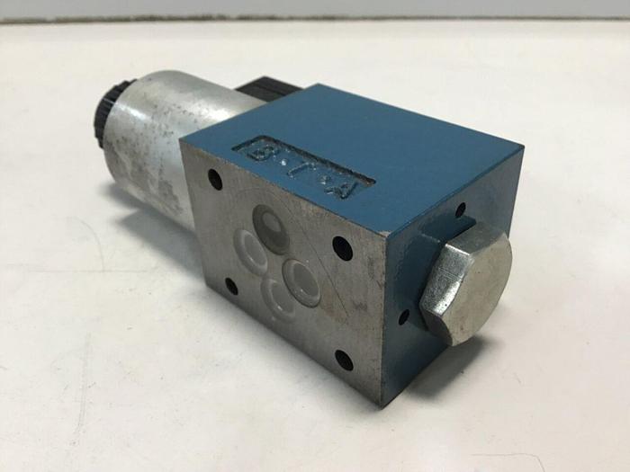 Used BOSCH Valve 0 810 092 133 #144515
