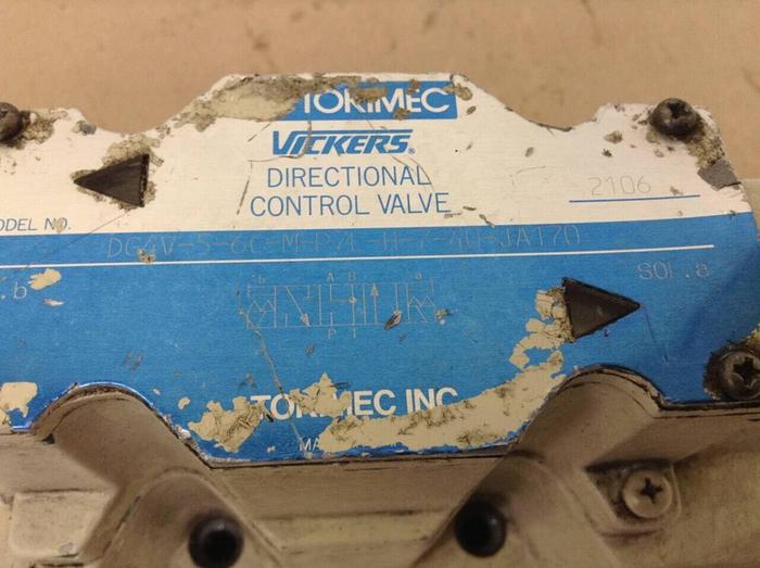 Used VICKERS Directional Control Valve DG4V56CMP7LH630JA170 #70821