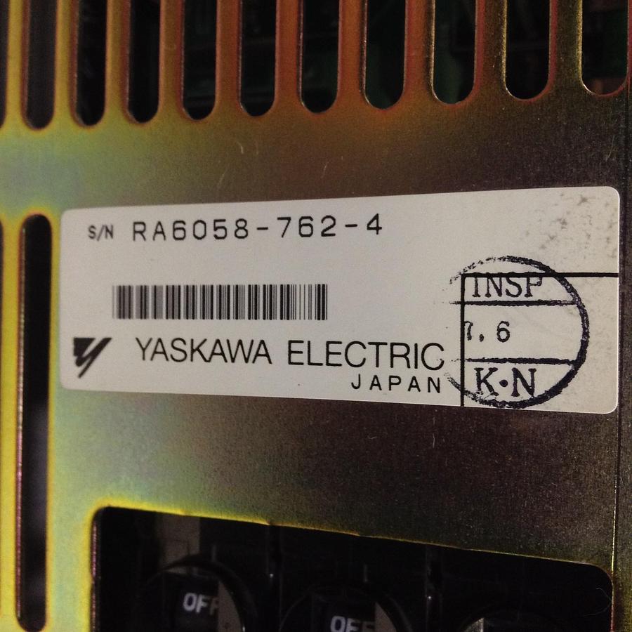 Used YASKAWA Servopack CACR-IR020202F #76533