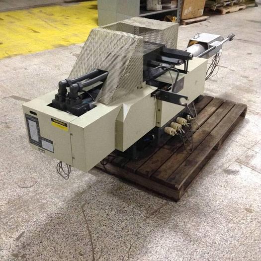 Used SUMITOMO 10 Oz Injection Unit C560 / IU Used