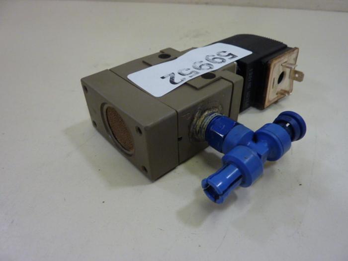 Used BURKERT EASY FLUID CONTROL SYS Solenoid Valve 00134607 #59952