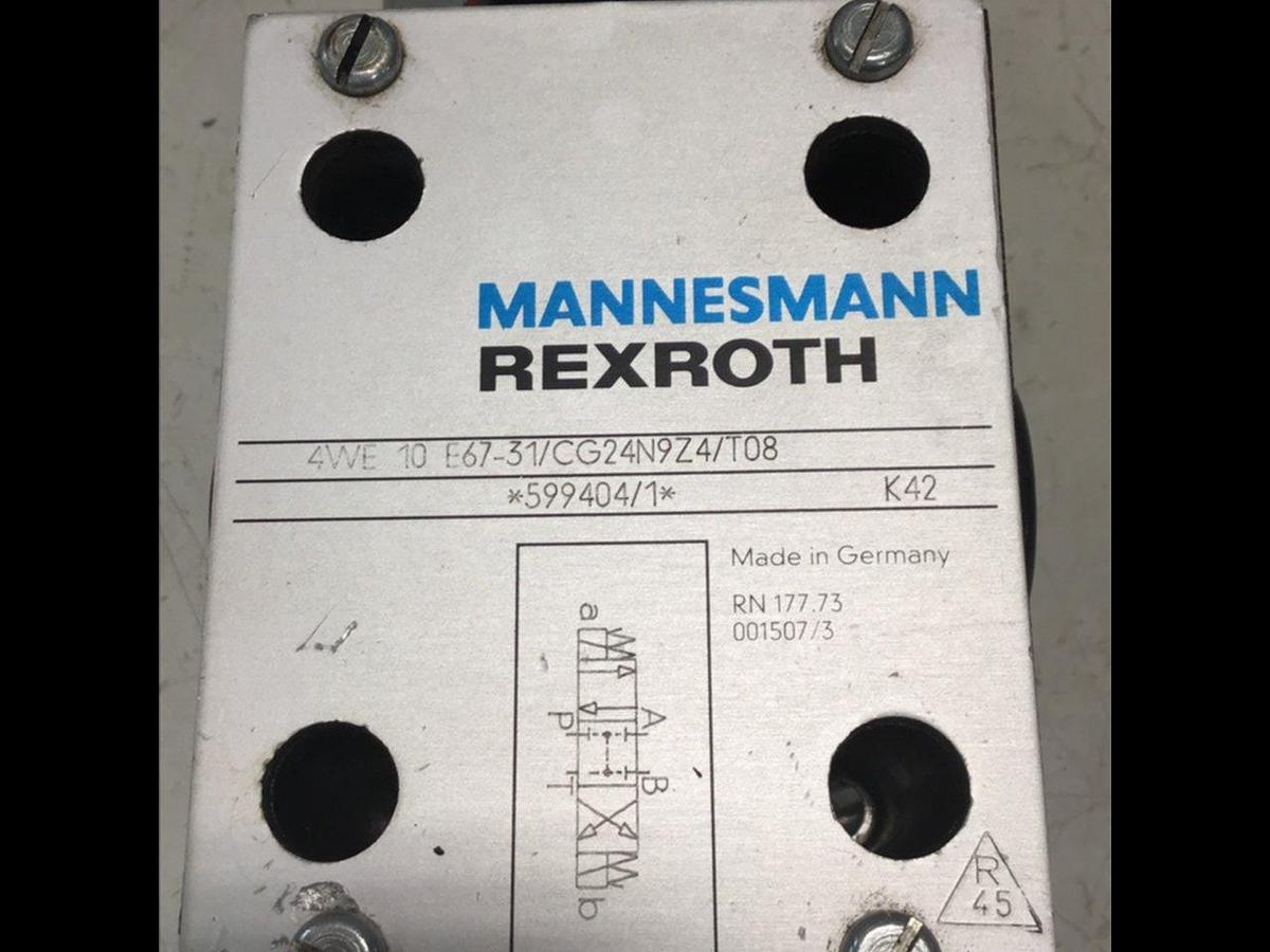 Used MANNESMANN REXROTH Valve 4WE10E6731/CG24N9Z4T08 Used