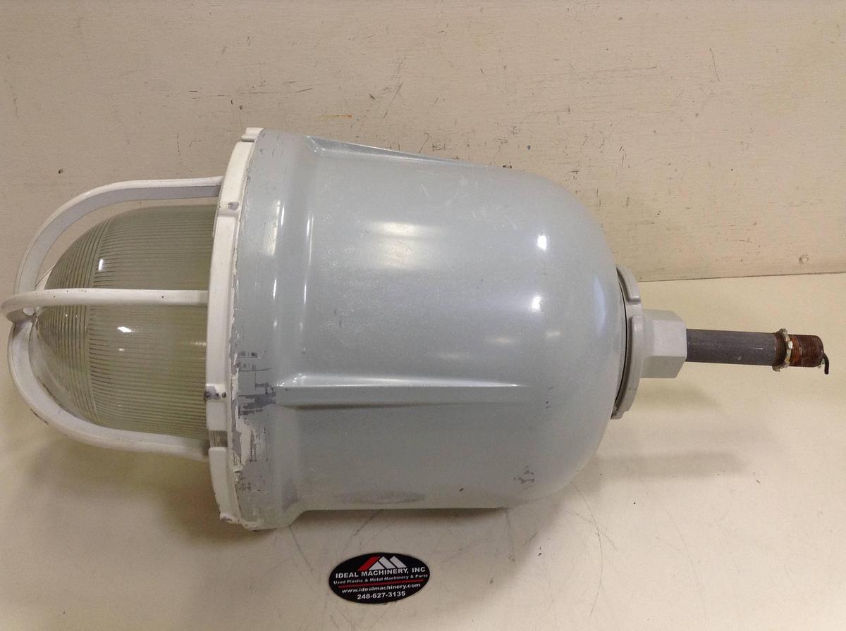 Used GENERAL ELECTRIC Explosion Proof Lighting Fixture H9115S3PHH Used