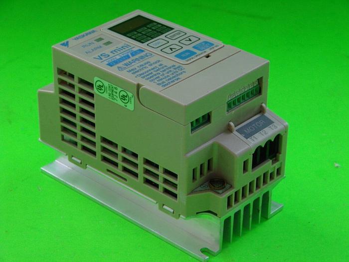 Used YASKAWA Variable Speed Drive CIMR-XCBV20P2 #8130