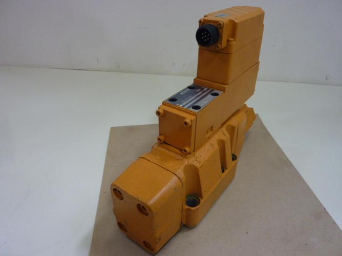 Used BOSCH SERVO Hydraulic Valve 0 811 404 607 USED