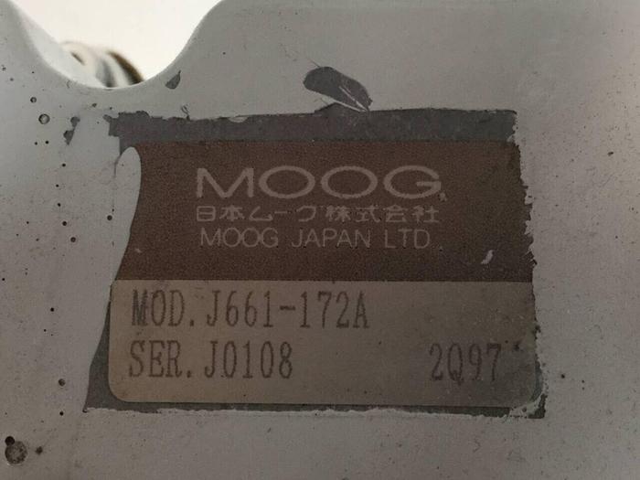 Used MOOG Servo Valve J661-172A Used