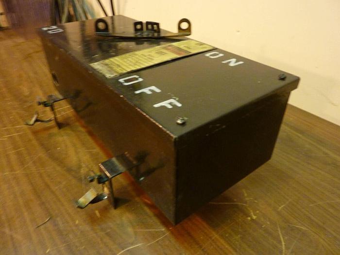 Used WESTINGHOUSE 20 Amp Bus Disconnect Switch 1470598-A #24424