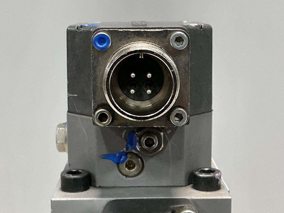 Used REXROTH 4WS2EM10-45/5B2ET315K8BM