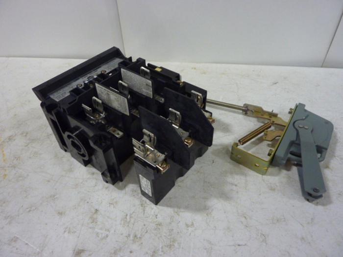 Used ALLEN BRADLEY 30 Amp Disconnect Switch 1494V-DS30 SER A #57433