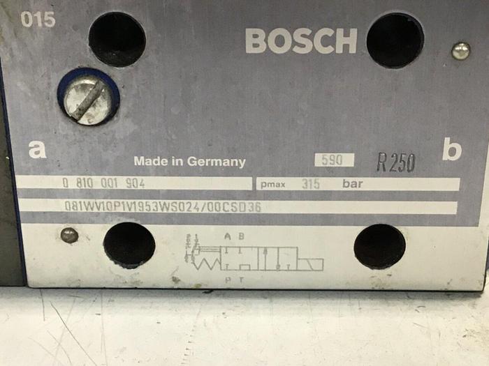 Used BOSCH Valve 0 810 001 904 #135569