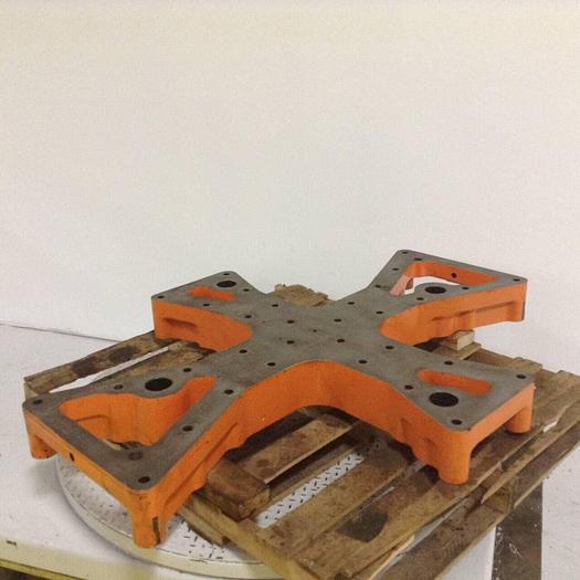 Used CINCINNATI MILACRON Clamp Knock Out Butterfly Plate VH850-116/CLAMP Used