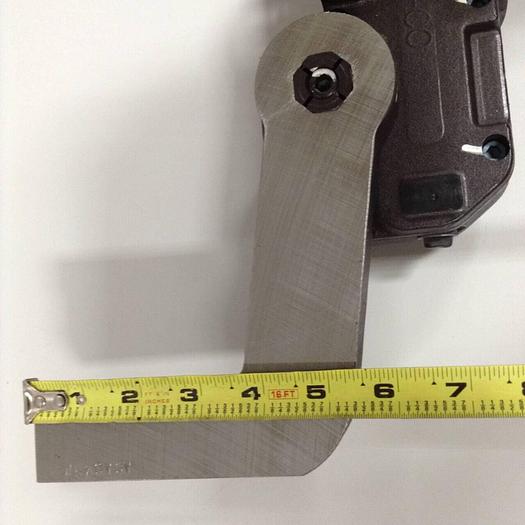 Used DESTACO Pneumatic Hold Clamp 991PMAL-043M-90A-37-11-DS #90051