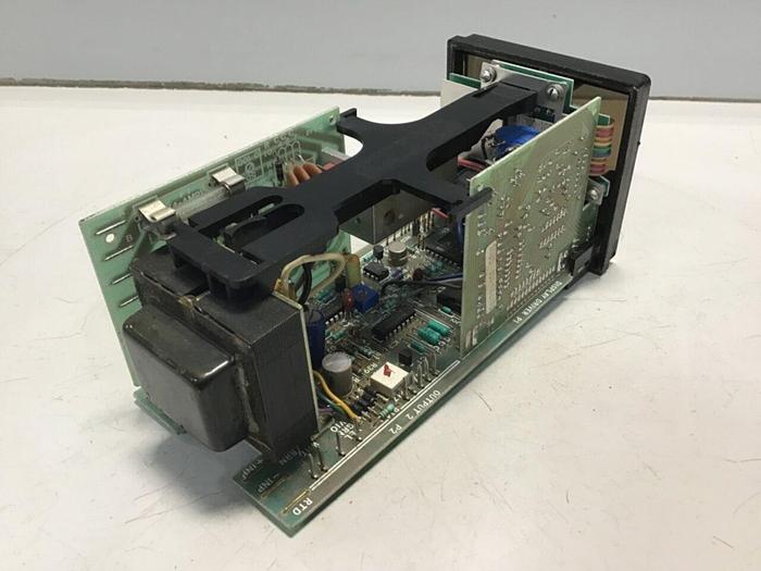 Used BARBER COLMAN Temperature Controller 585A-00016-000-0-00 #129800