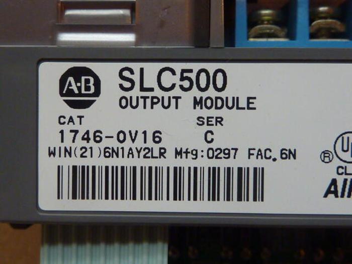 Used ALLEN BRADLEY Output Module 1746-OV16 SER C #30953
