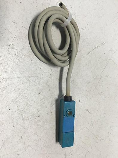 Used YAMATAKE Proximity Switch FL2-4A6S #128220
