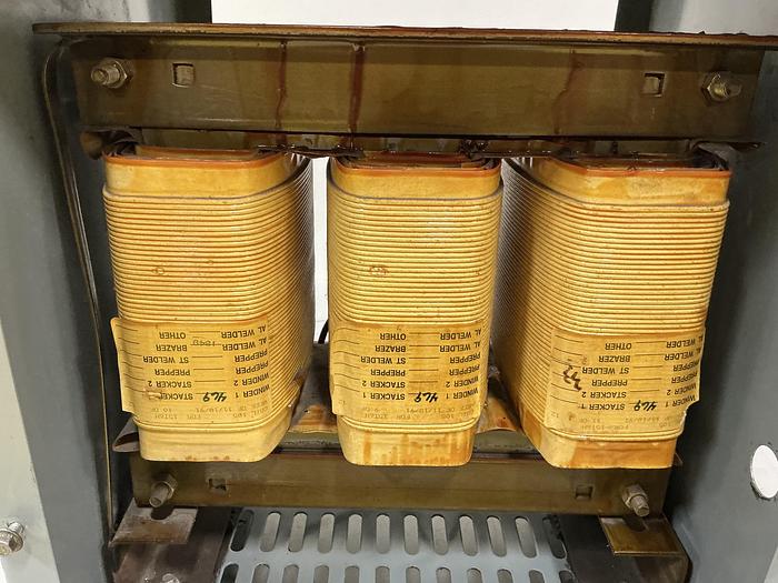 Used SQUARE D 32749-28212-011