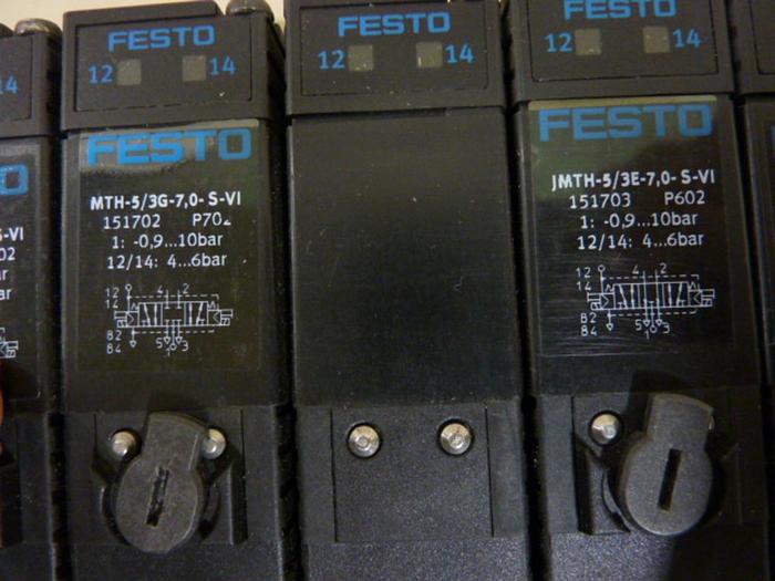 Used FESTO Control Block w/ Valves IFB8-03 #52810
